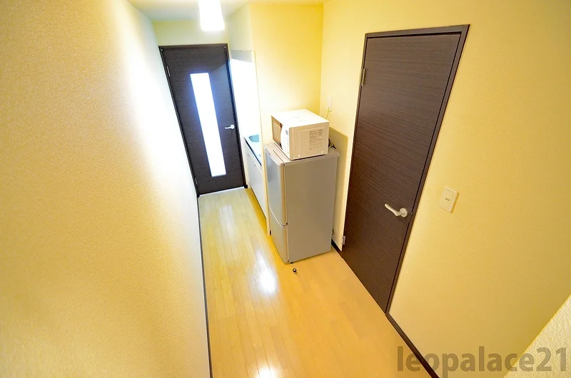 同シリーズの類似となります。現況を優先致します。