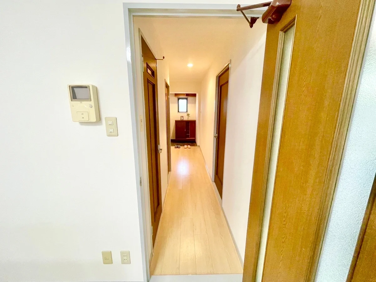 ※撮影用の観葉植物・食器調理器具・雑貨類等はございません。※図面・写真は現況優先。