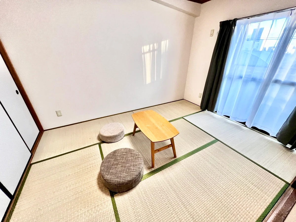 ※撮影用の観葉植物・食器調理器具・雑貨類等はございません。※図面・写真は現況優先。