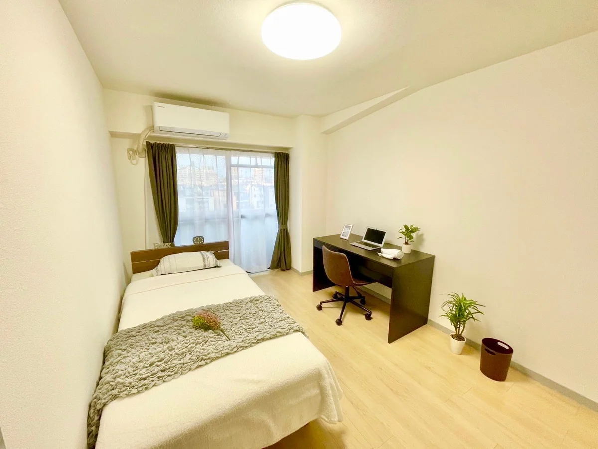 ※撮影用の観葉植物・食器調理器具・雑貨類等はございません。※図面・写真は現況優先。