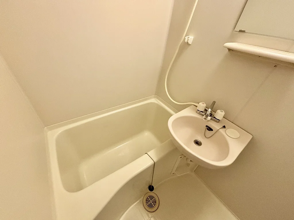 設備・仕様は号室により異なる為、現状を優先いたします。