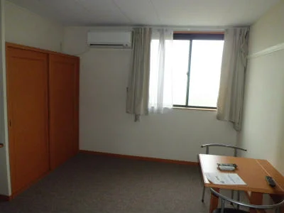 落ち着いた趣の居室です。