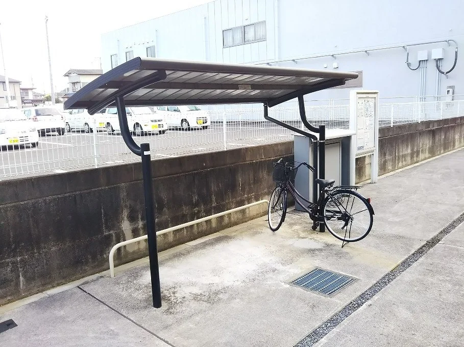 駐輪場完備。