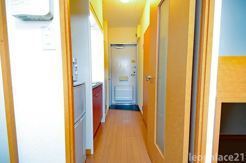 同シリーズの類似となります。現況を優先致します。