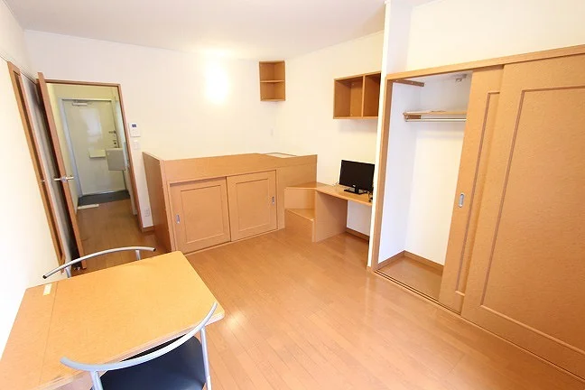 １階はフローリング、2階はカーペットになります。