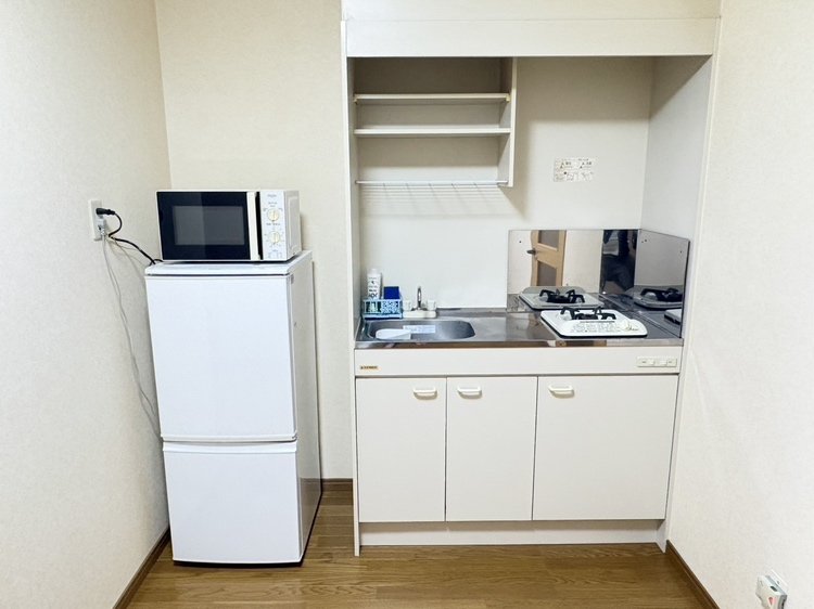 寝室とキッチンが別なので、料理をしても安心☆★