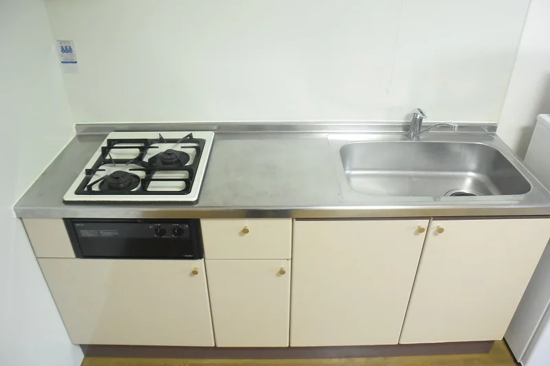 広いキッチンでのびのびと料理できます！