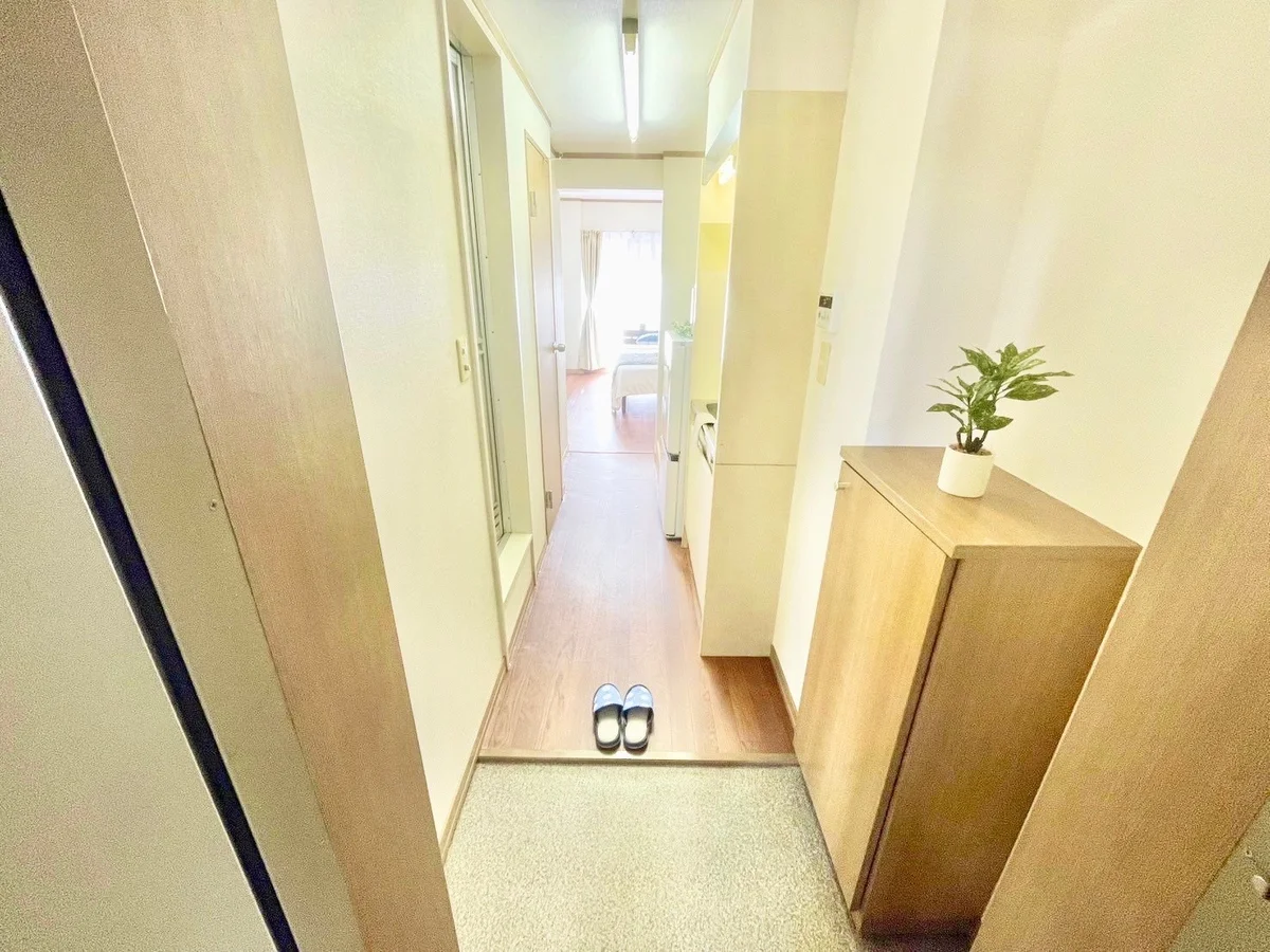 ※撮影用の観葉植物・食器調理器具・雑貨類等はございません。※図面・写真は現況優先。