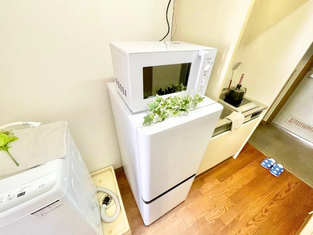 ※撮影用の観葉植物・食器調理器具・雑貨類等はございません。※図面・写真は現況優先。