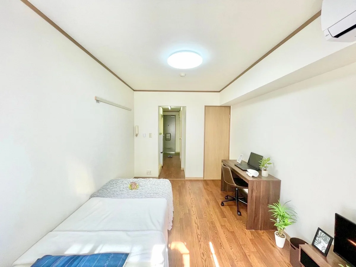 ※撮影用の観葉植物・食器調理器具・雑貨類等はございません。※図面・写真は現況優先。