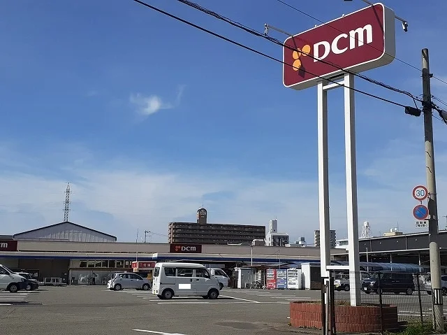 DCM竹原店様まで1000m