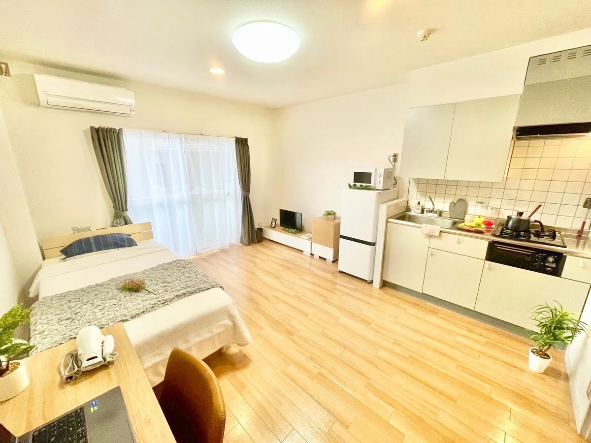 ※撮影用の観葉植物・食器調理器具・雑貨類等はございません。※図面・写真は現況優先。