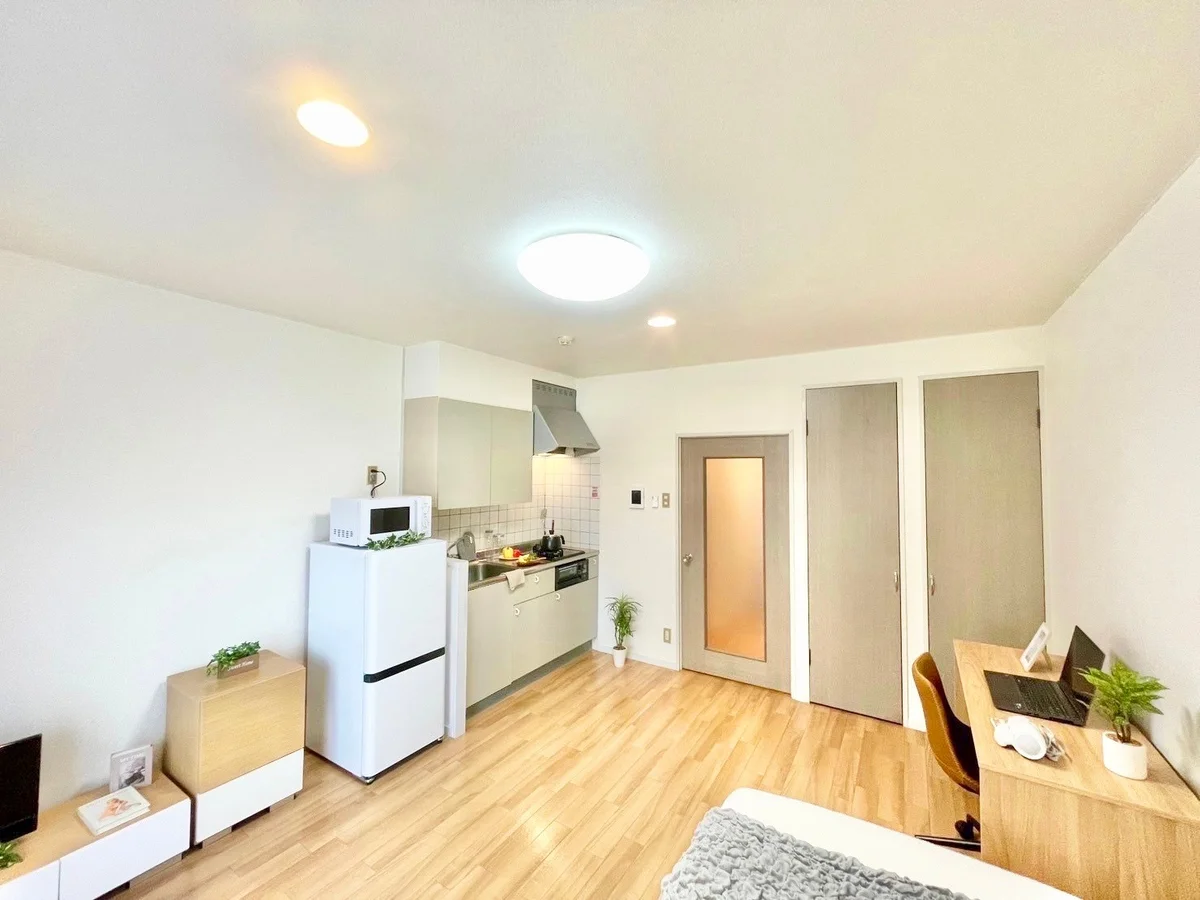 ※撮影用の観葉植物・食器調理器具・雑貨類等はございません。※図面・写真は現況優先。