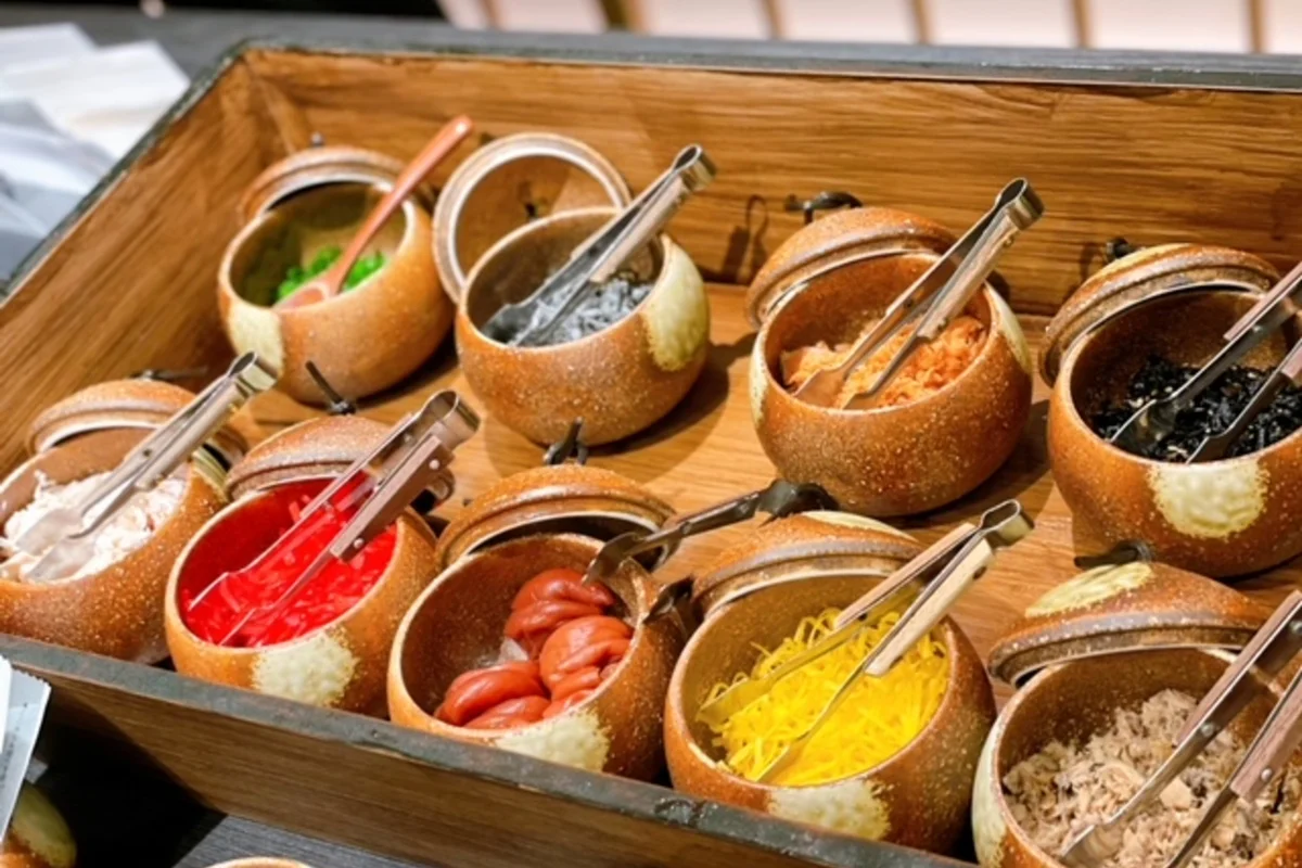 なんとワンコイン(500円/食)で朝食が楽しめちゃいます！