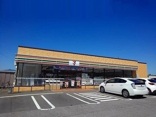 セブンイレブン 御所野堤台店まで400m