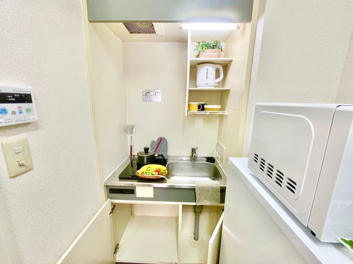 ※撮影用の観葉植物・食器調理器具・雑貨類等はございません。※図面・写真は現況優先。