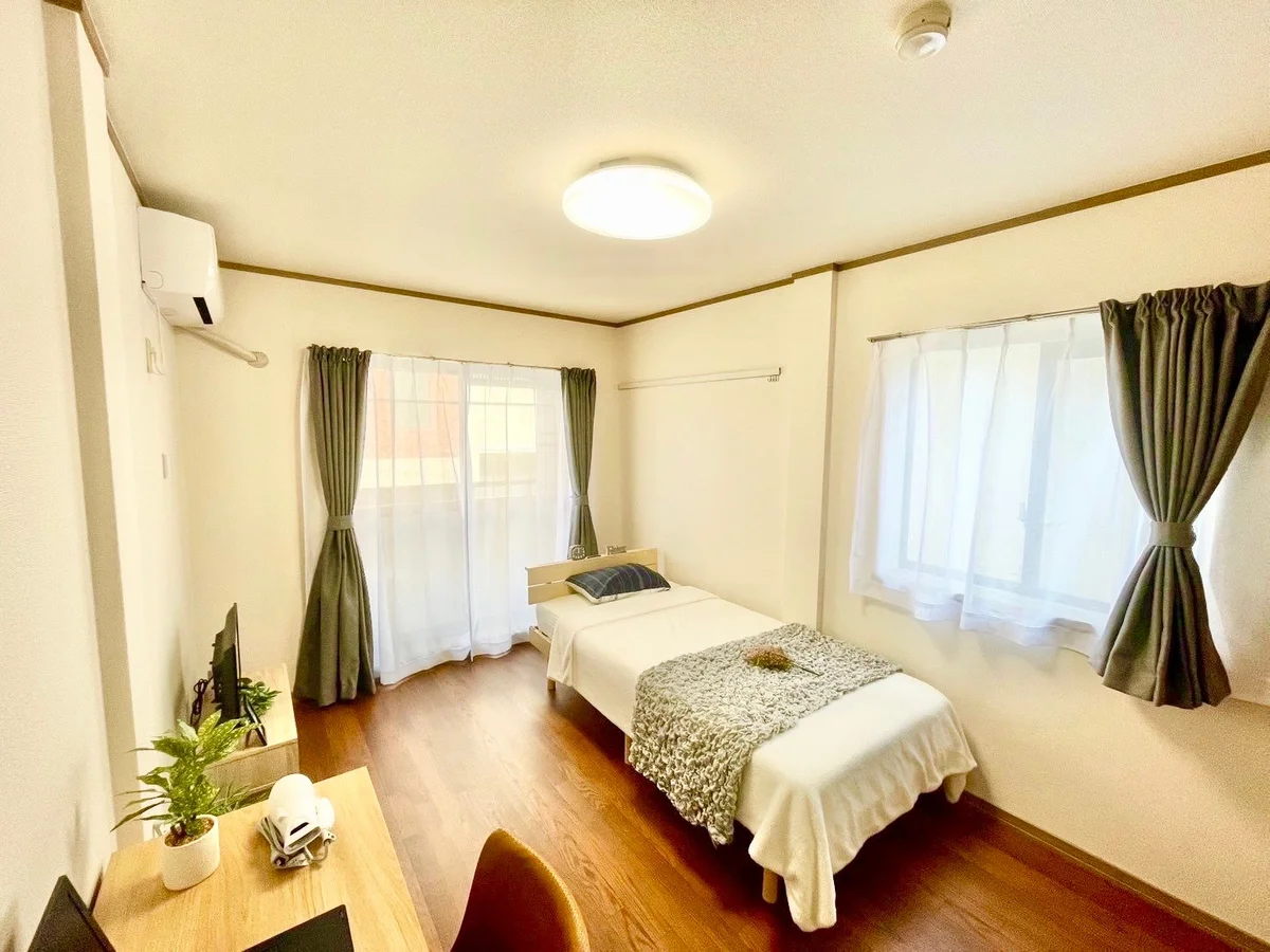 ※撮影用の観葉植物・食器調理器具・雑貨類等はございません。※図面・写真は現況優先。