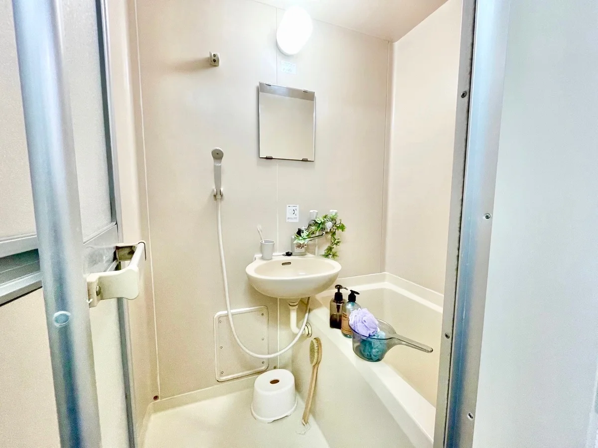 ※撮影用の観葉植物・食器調理器具・雑貨類等はございません。※図面・写真は現況優先。