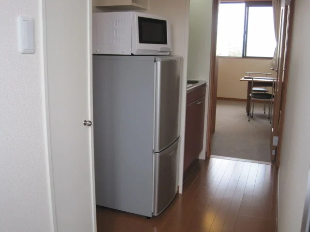 冷蔵庫、電子レンジ