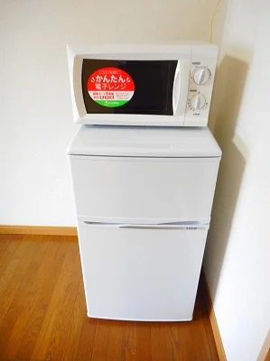 電子レンジ、冷蔵庫完備