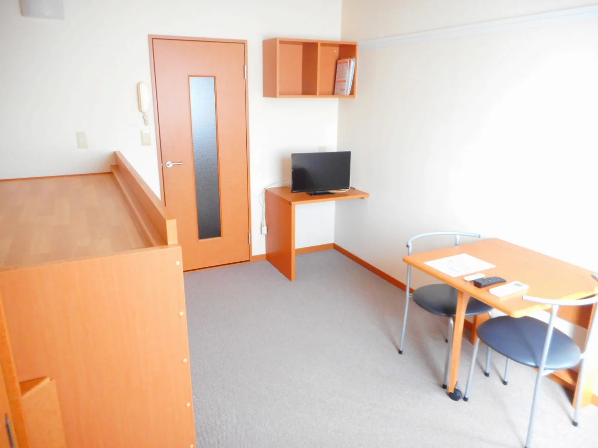 ハイベッドタイプのお部屋です