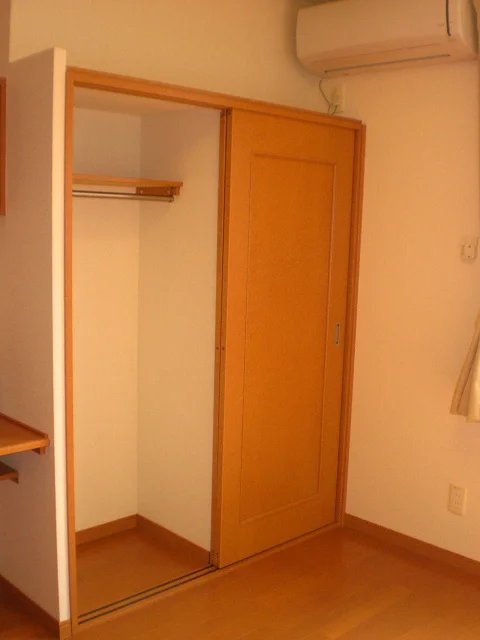 ハンガーが掛けられるクローゼット