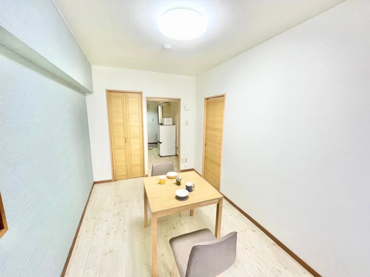 ※撮影用の観葉植物・食器調理器具・雑貨類等はございません。※図面・写真は現況優先。