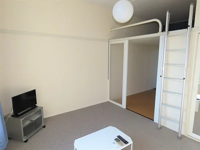 ロフト付きのお部屋です