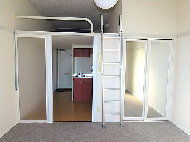 ロフト付きのお部屋です