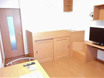 ハイベッドタイプのお部屋です