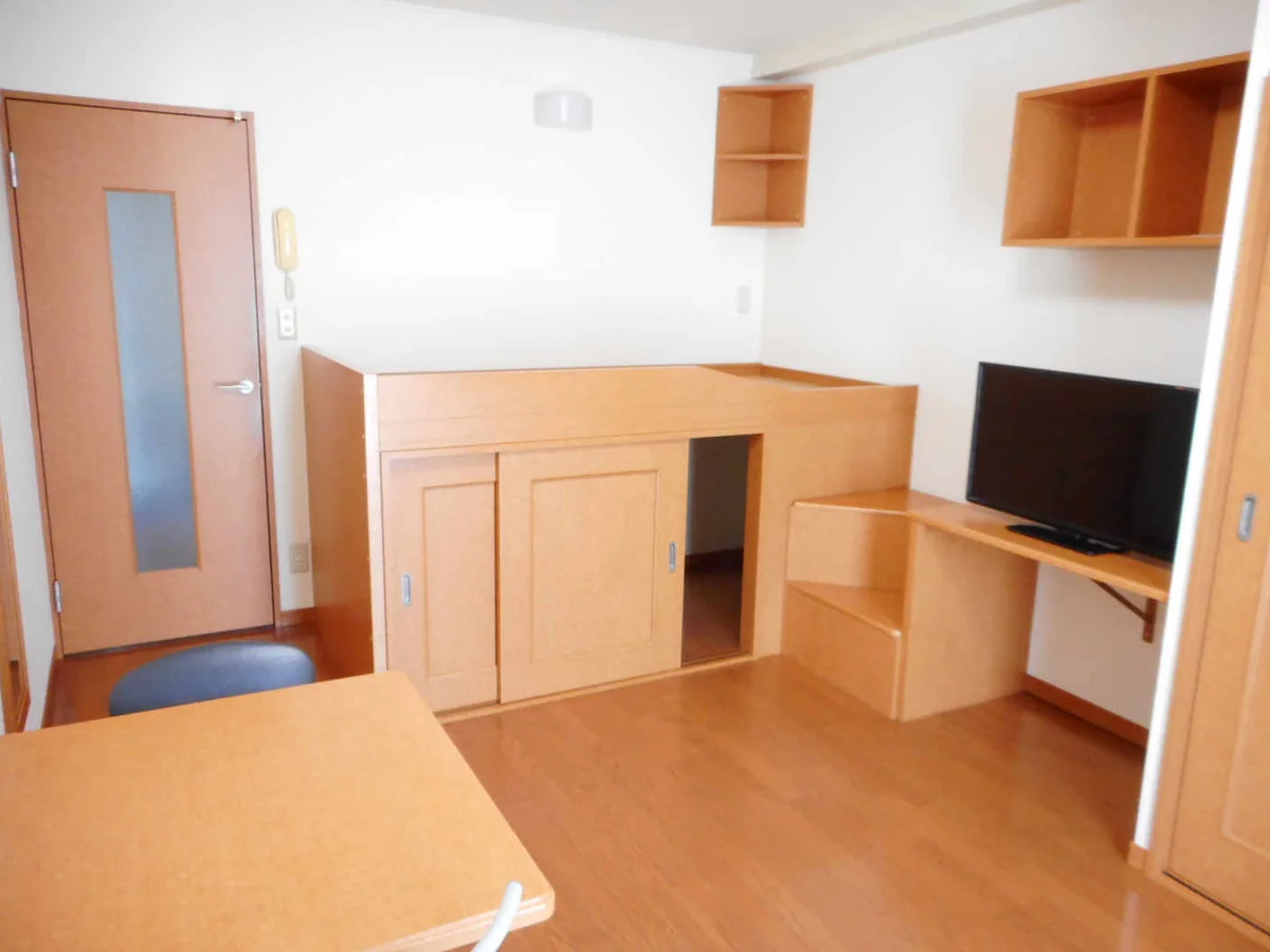 ハイベッドタイプのお部屋です