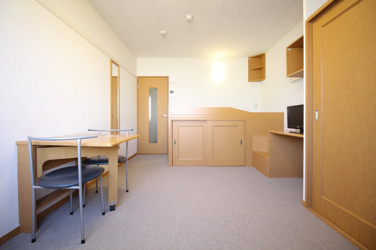 2階は絨毯仕様となります。