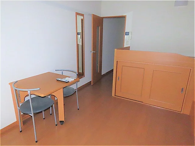 ハイベッドタイプのお部屋です