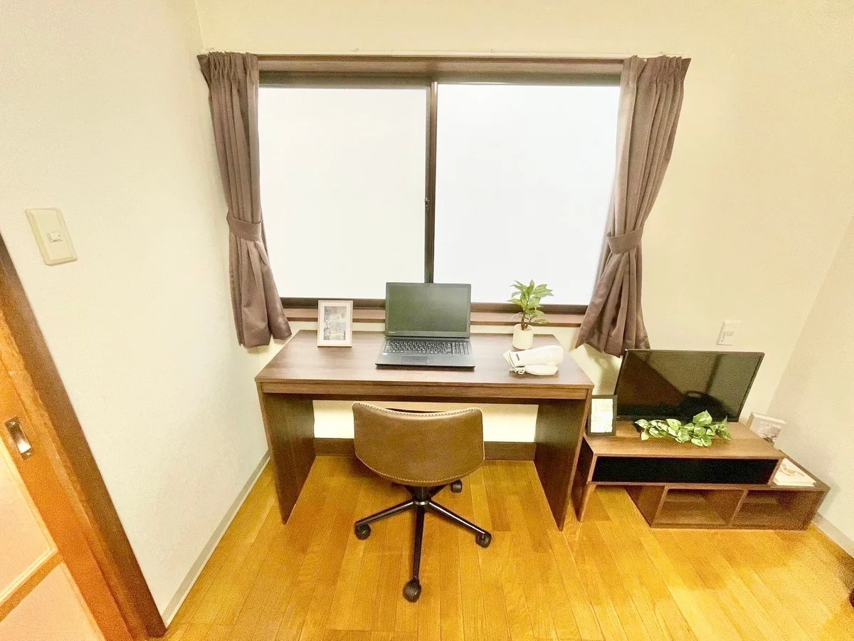 ※撮影用の観葉植物・食器調理器具・雑貨類等はございません。※図面・写真は現況優先。