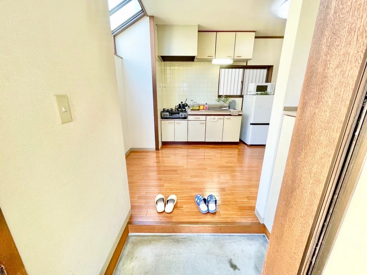 ※撮影用の観葉植物・食器調理器具・雑貨類等はございません。※図面・写真は現況優先。