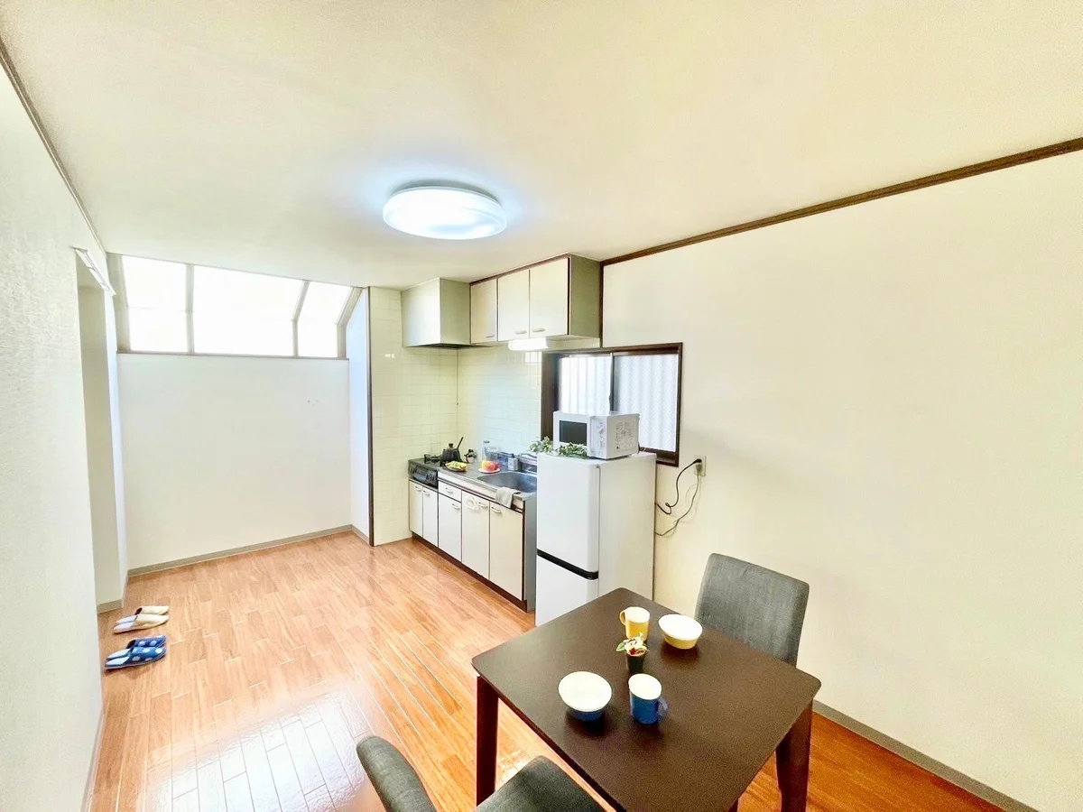 ※撮影用の観葉植物・食器調理器具・雑貨類等はございません。※図面・写真は現況優先。