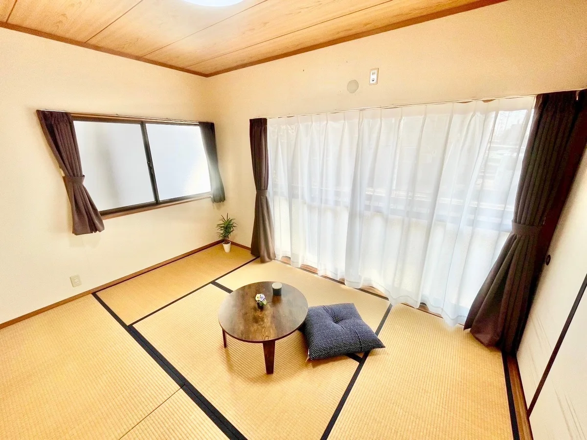 ※撮影用の観葉植物・食器調理器具・雑貨類等はございません。※図面・写真は現況優先。