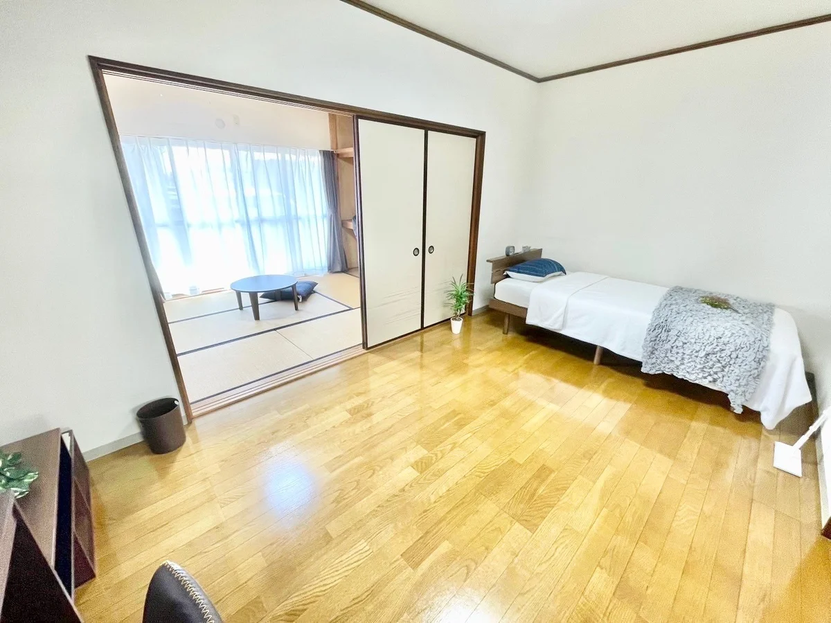 ※撮影用の観葉植物・食器調理器具・雑貨類等はございません。※図面・写真は現況優先。