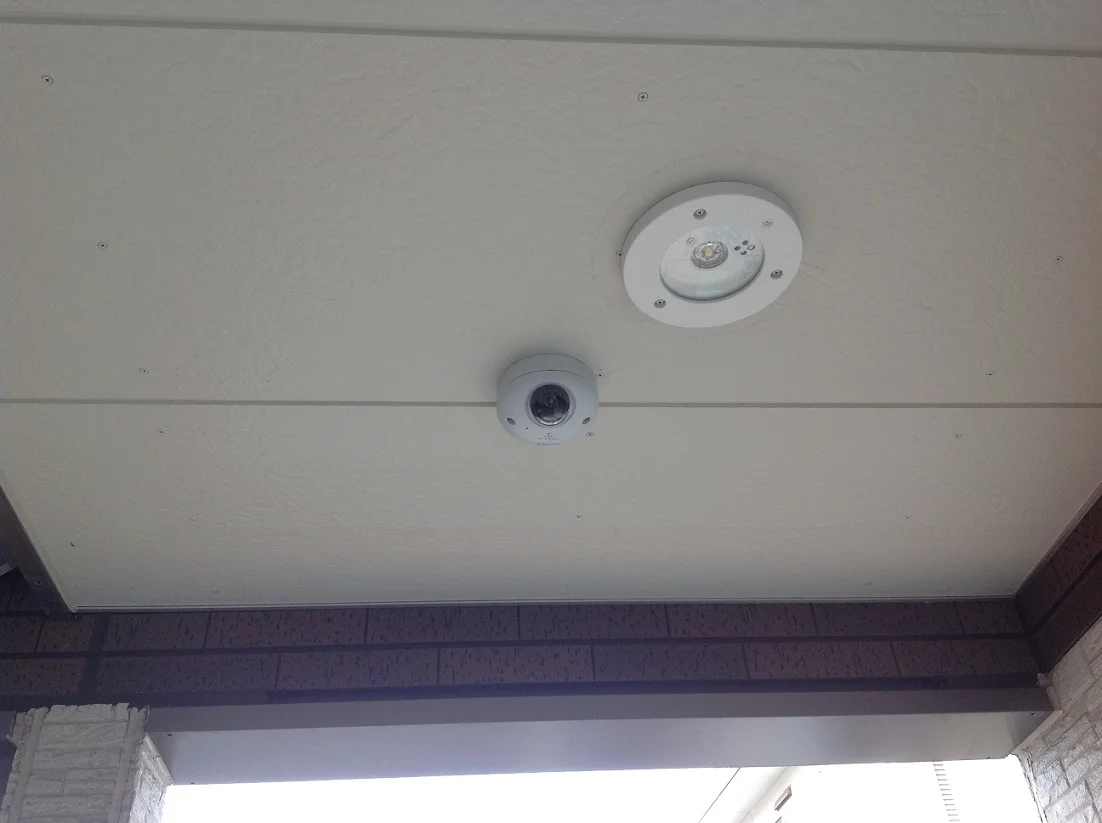 防犯カメラ
