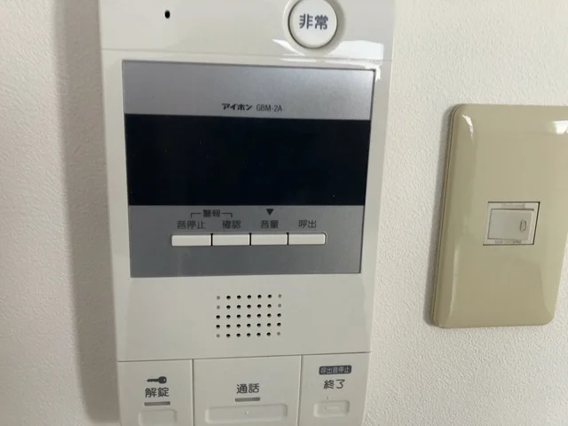 インターホン