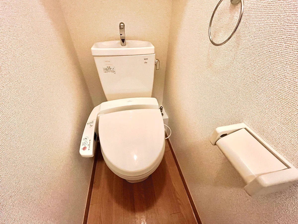 設備・使用は号室により異なる為、現状を優先いたします。