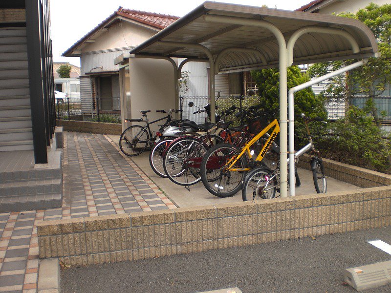 屋根付駐輪場