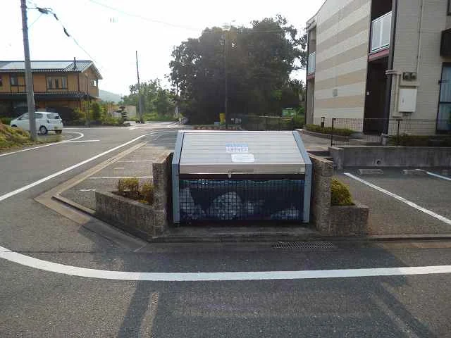 写真と現状が異なる場合は現状を優先します。
