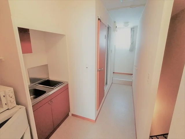 居室：１Fはフローリング　2Fは絨毯