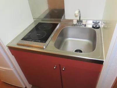 2口の電気コンロまたはIHコンロとなります