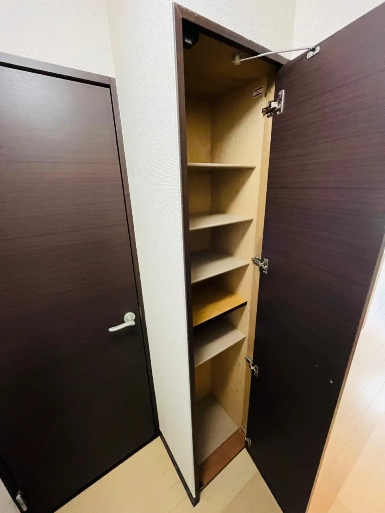 シューズボックス