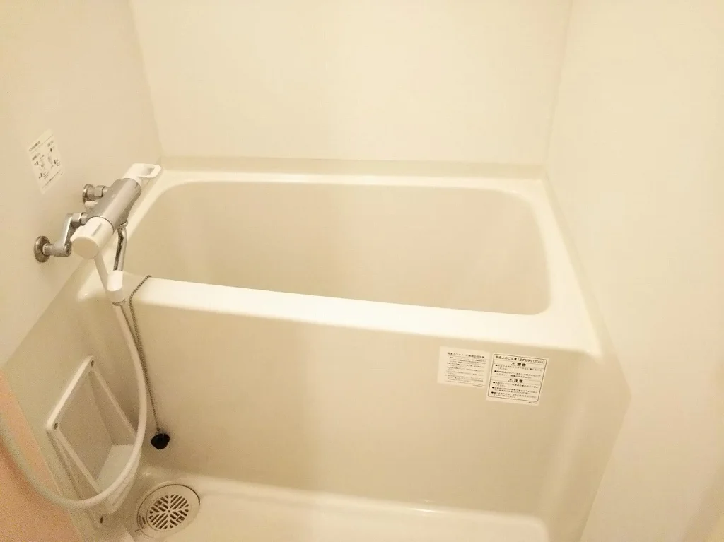 バス・トイレ別です。同タイプの写真です。