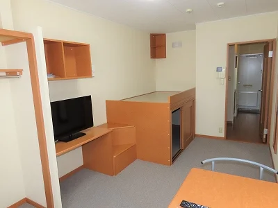 ハイベッドタイプのお部屋です