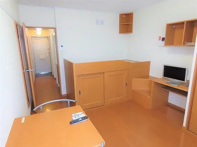 ハイベッドタイプのお部屋です