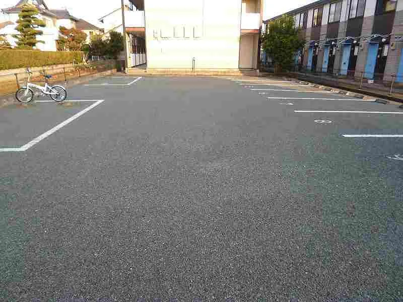 写真と現状が異なる場合は現状を優先します。